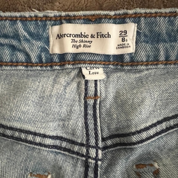 Abercrombie and Fitch - Picture 3 of 3